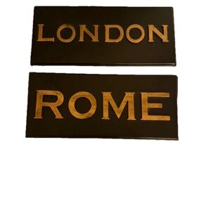 VTG Set of Wall Plaques LONDON & ROME Black and Gold HEAVY